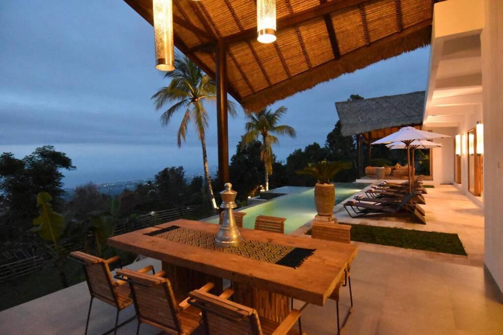 Bali Mimpi Luxurious Villa With Great Ocean Views! Ambengan Экстерьер фото